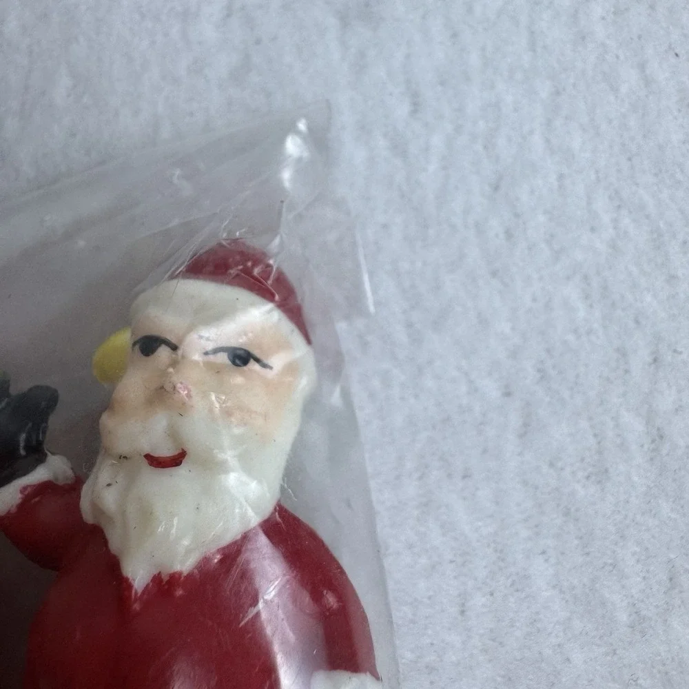 Vintage Lot Of 12 Santa Clause Cupcake Picks Toppers Red Plastic Christmas Decor